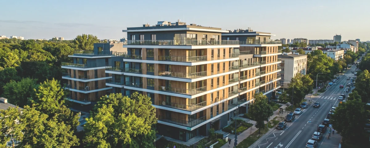 Realistyczna prezentacja współczesnego apartamentowca jako przykład zachęcającej do sprzedaży wizualizacji inwestycji